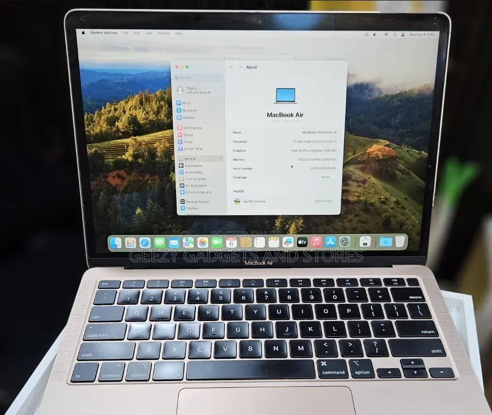Laptop Apple MacBook Pro 2020 8GB Intel Core i5 SSD 512GB