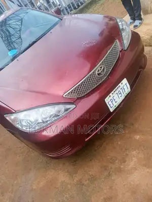 Toyota Camry LE 4dr Sedan (2.4L 4cyl 4A) 2004 Red