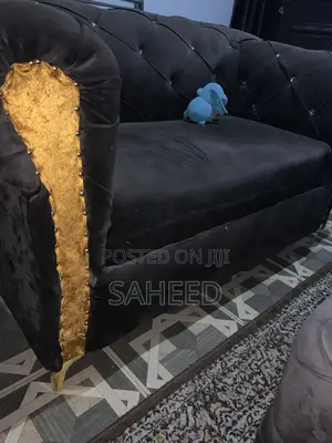 1 Set of Chair