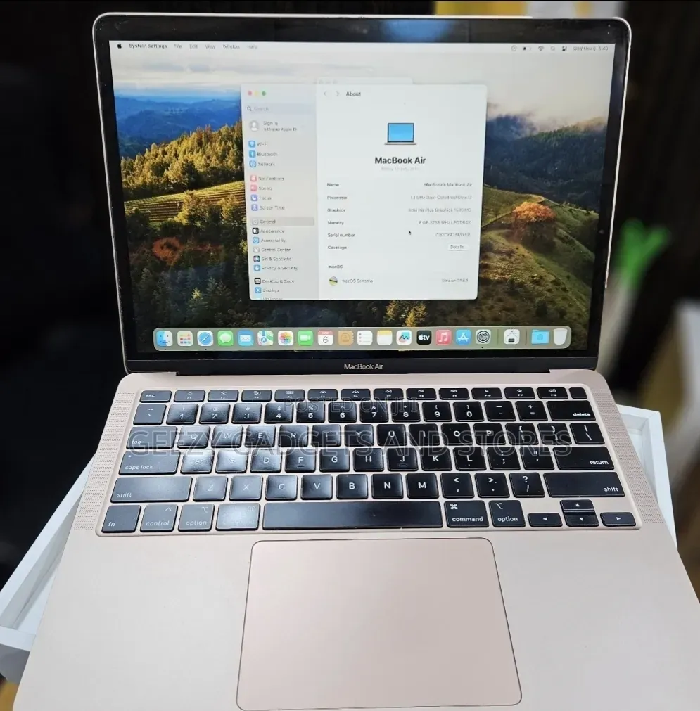 Laptop Apple MacBook Air 2020 8GB Intel Core i3 SSD 256GB