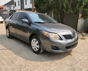 Toyota Corolla 2010 Gray