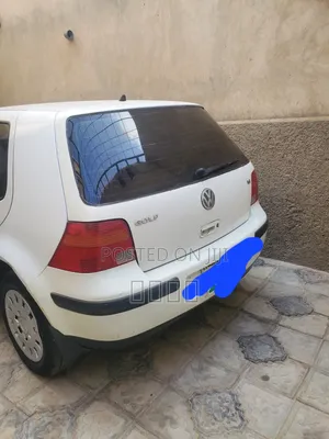 Volkswagen Golf 1.6 2000 White