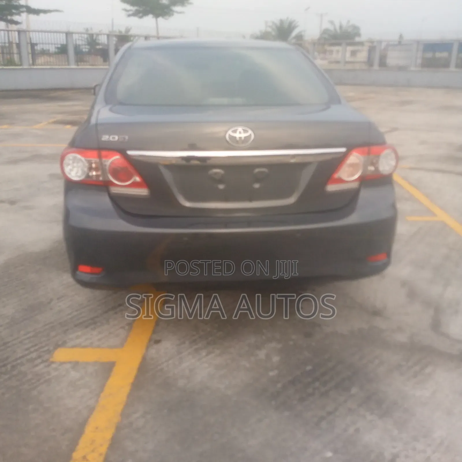 Toyota Corolla 2012 Gray