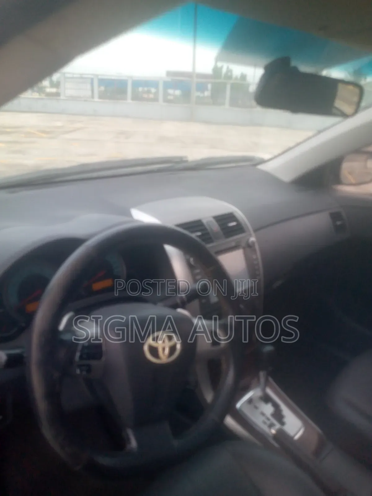 Toyota Corolla 2012 Gray