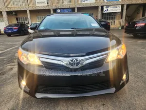 Toyota Camry LE 4dr Sedan (2.5L 4cyl 6A) 2014 Black