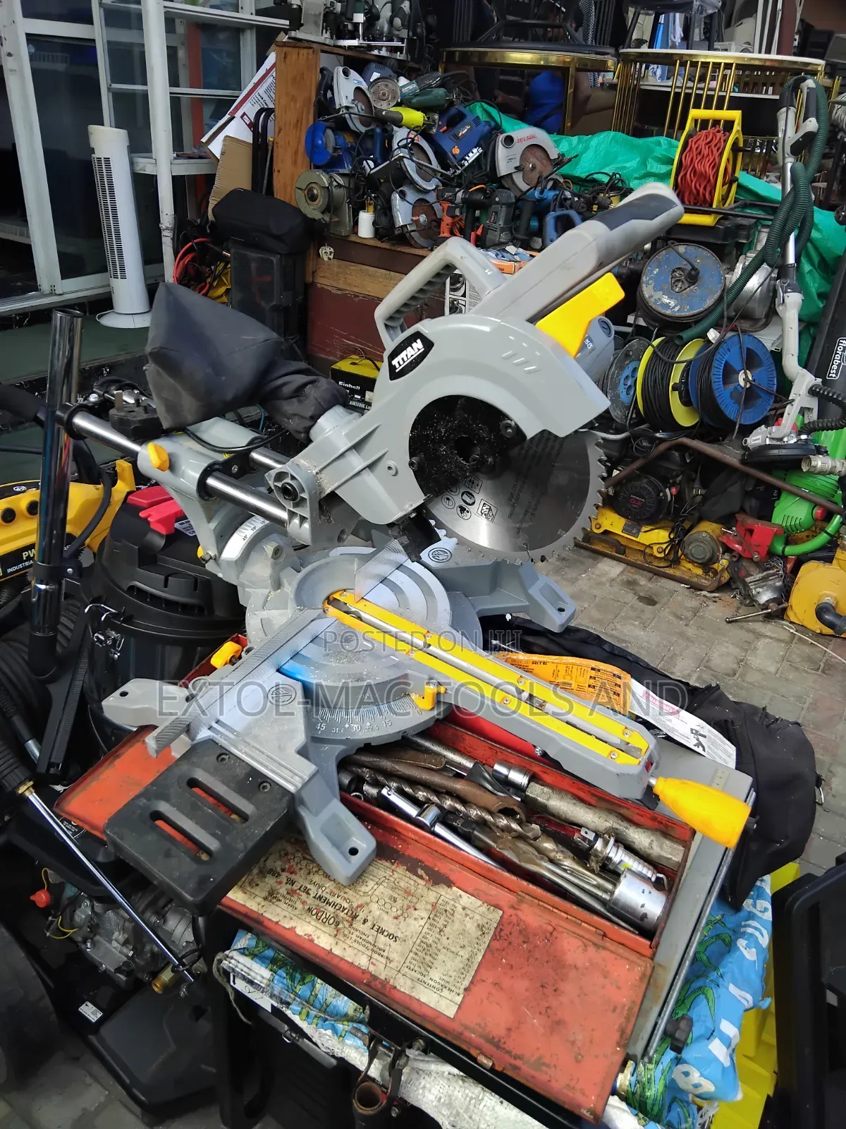 Fforeign Used/ Tokunbo Mitresaw