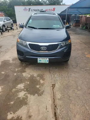 Kia Sorento 2012 Gray