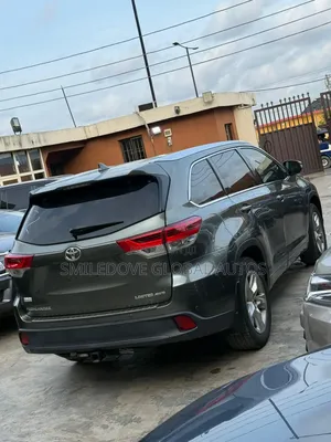 Toyota Highlander 2015 Green