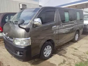Toyota HiAce 2011 Gray