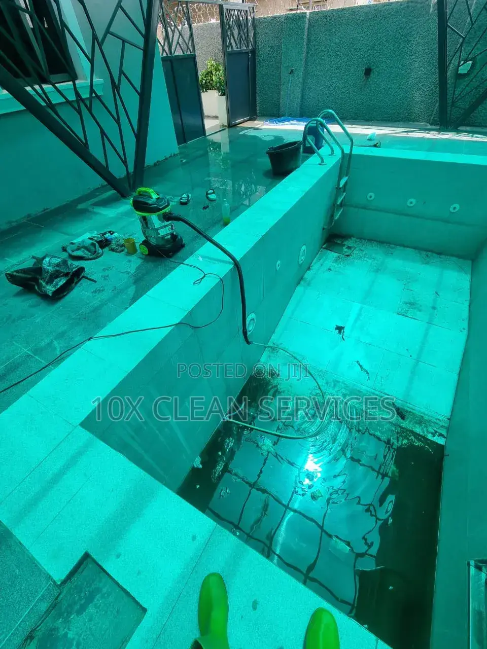Pro-Swimming Pool Cleaning Maintenance Services
