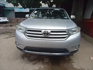 Toyota Highlander 2013 Silver