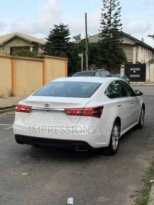 Toyota Avalon 2014 White