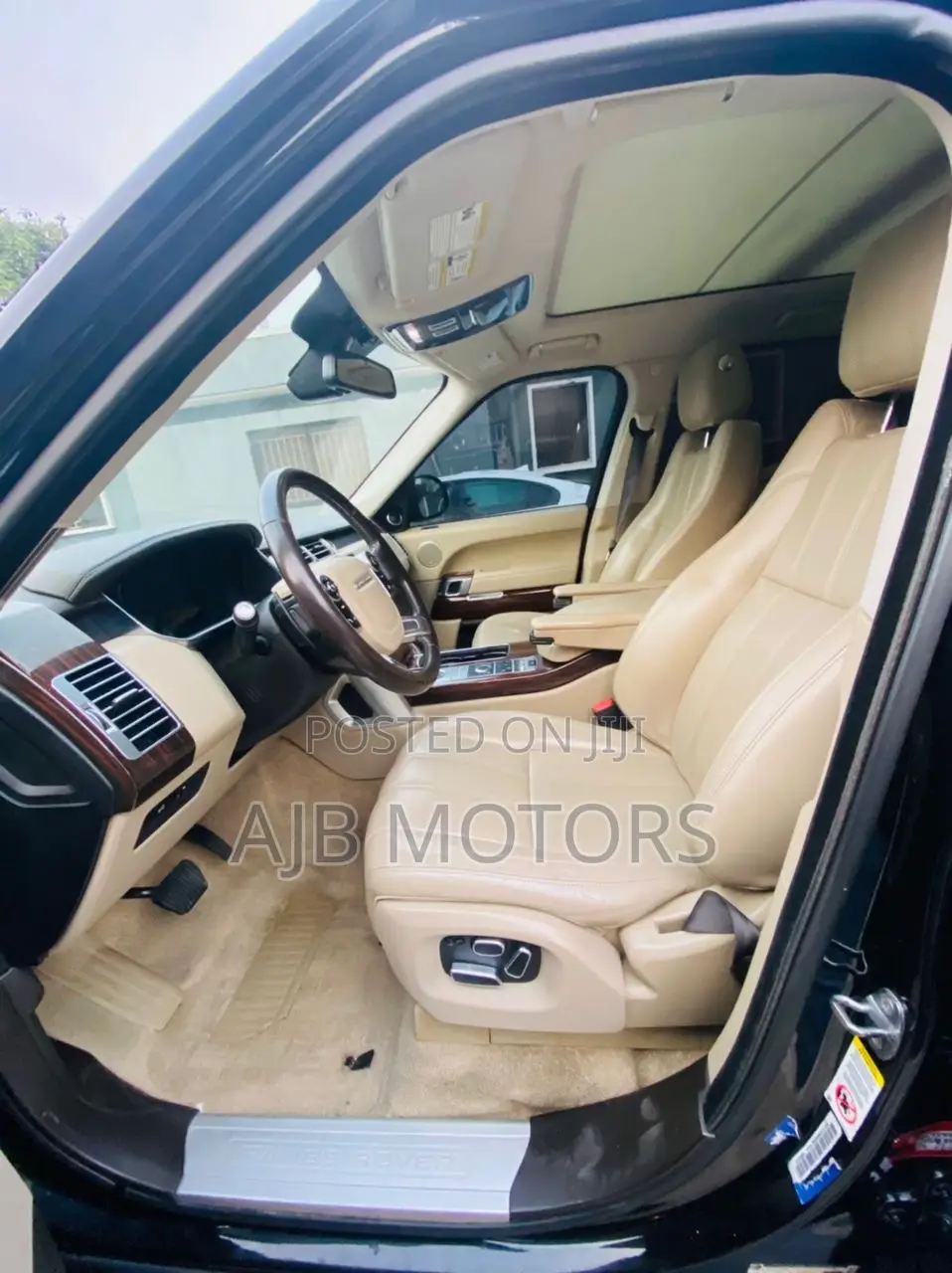 Land Rover Range Rover 5.0L Supercharged 2015 Black