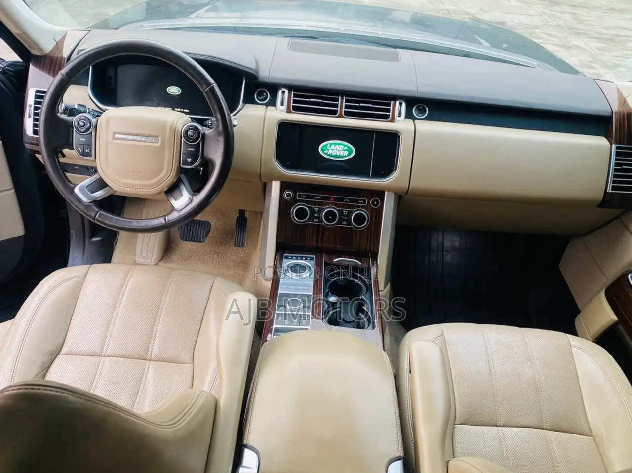 Land Rover Range Rover 5.0L Supercharged 2015 Black