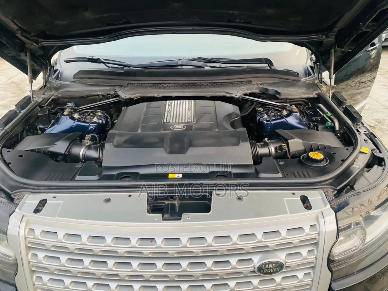 Land Rover Range Rover 5.0L Supercharged 2015 Black