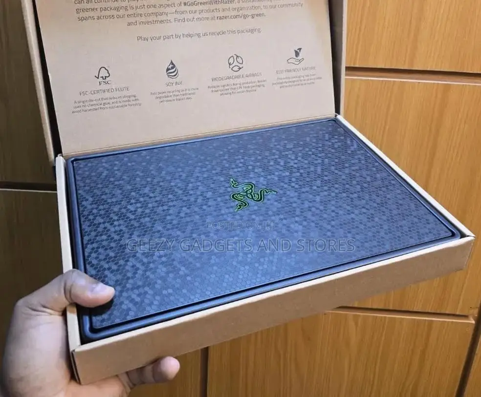 Laptop Razer Blade 16GB Nvidia SSD 1T