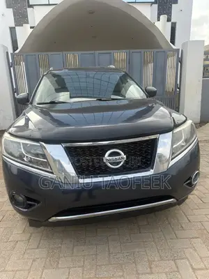 Nissan Pathfinder 2013 Blue