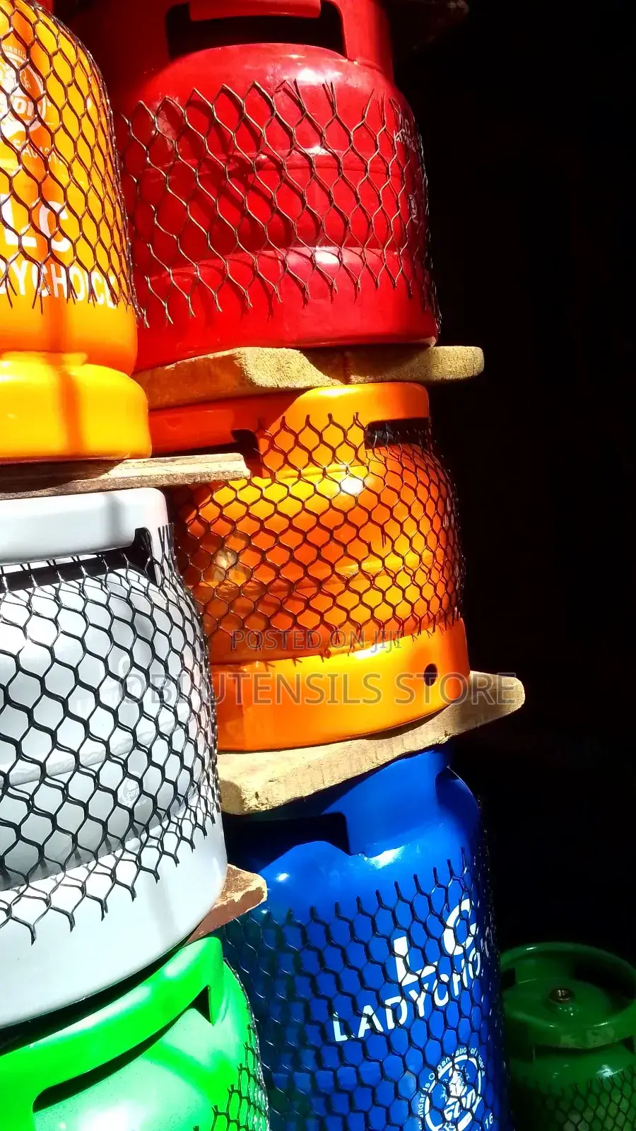 Gas Cylinders And Accessories
