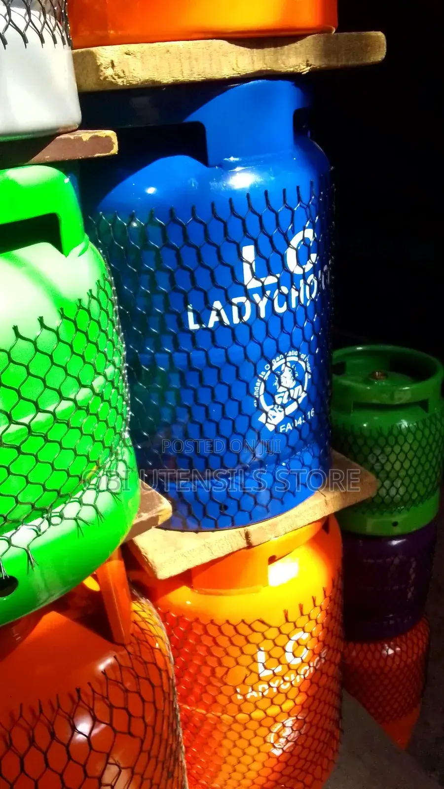 Gas Cylinders And Accessories