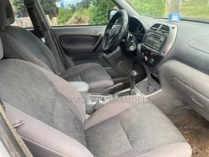Toyota RAV4 Automatic 2003 Silver