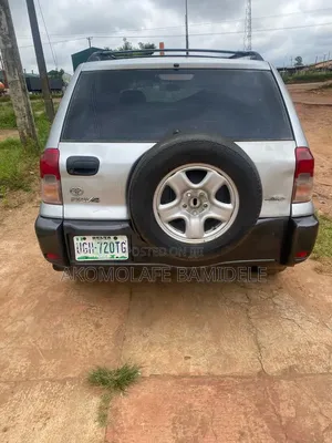Toyota RAV4 Automatic 2003 Silver