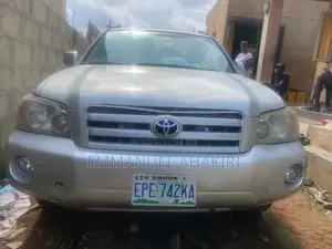 Toyota Highlander 2006 Silver