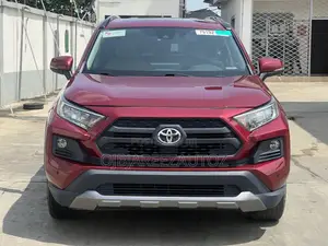 Toyota RAV4 Limited AWD 2019 Red