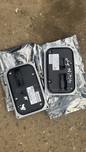 Headlights/ Headlamps Charger for W213 E400 2016/2020 Model