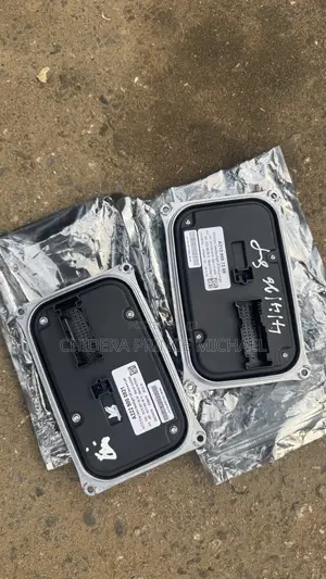Headlights/ Headlamps Charger for W213 E400 2016/2020 Model