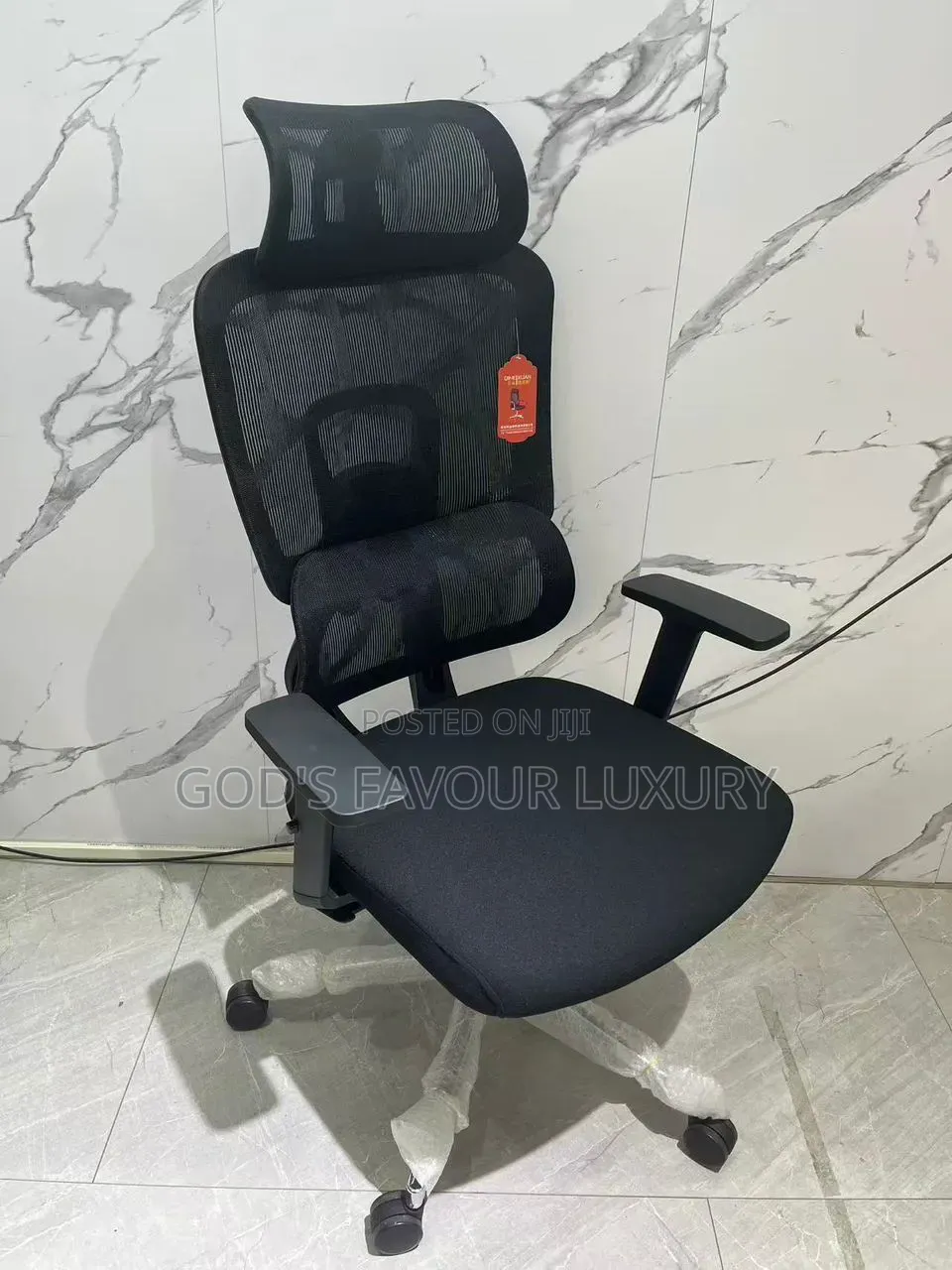Ergonomic Office Mesh Chair.
