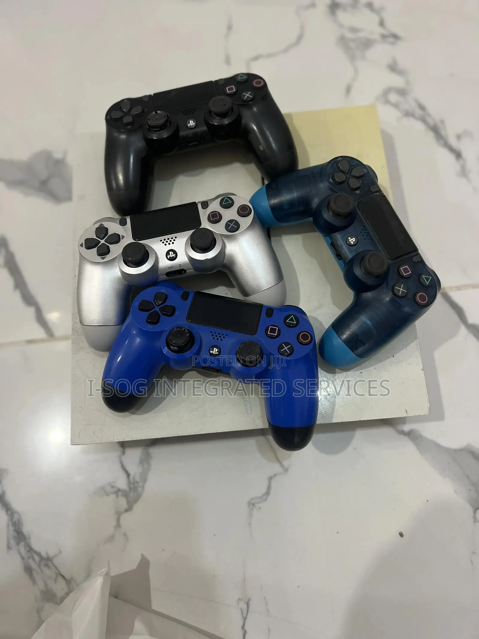 Play Station 4