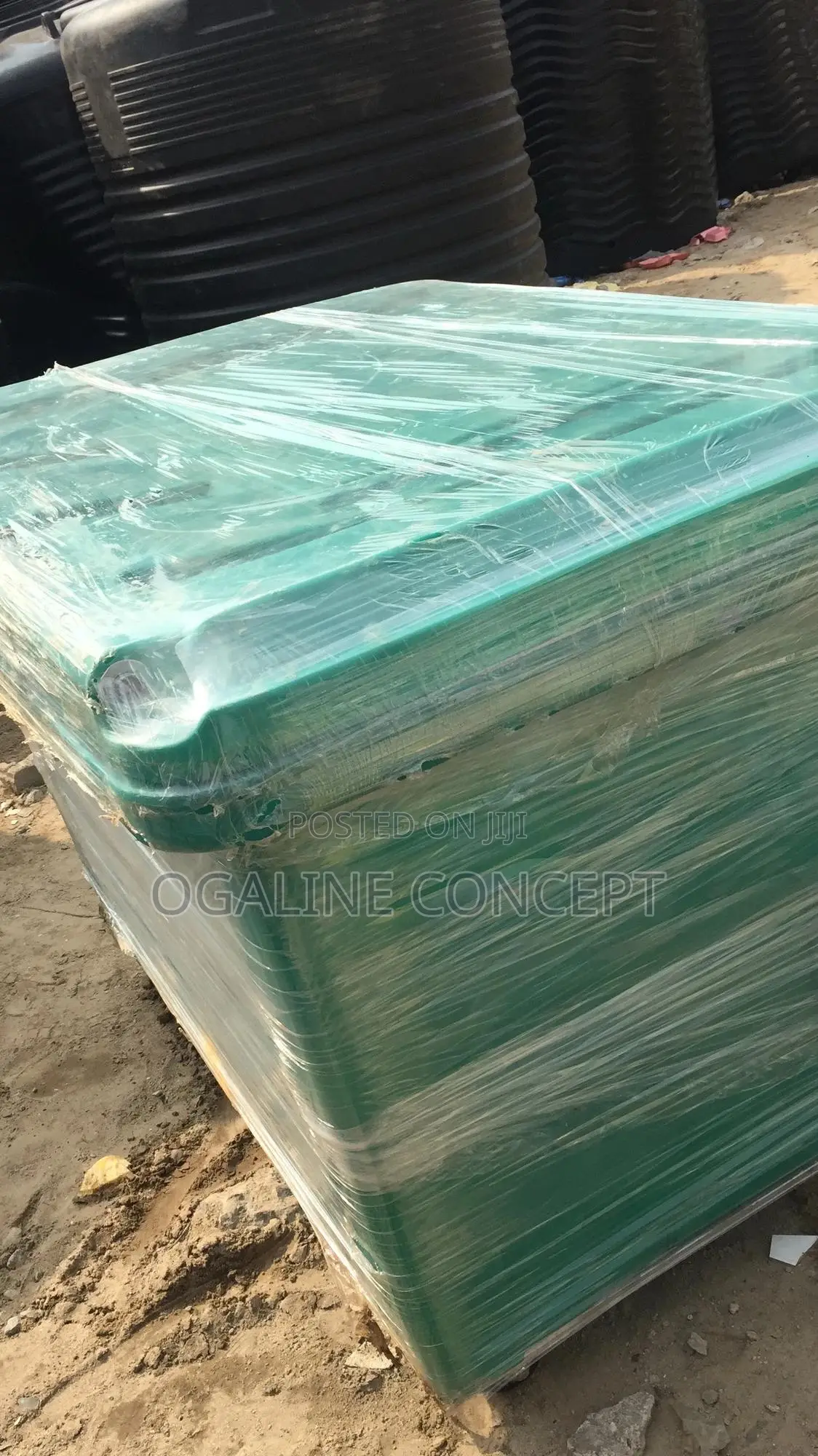 1100l Waste Bin