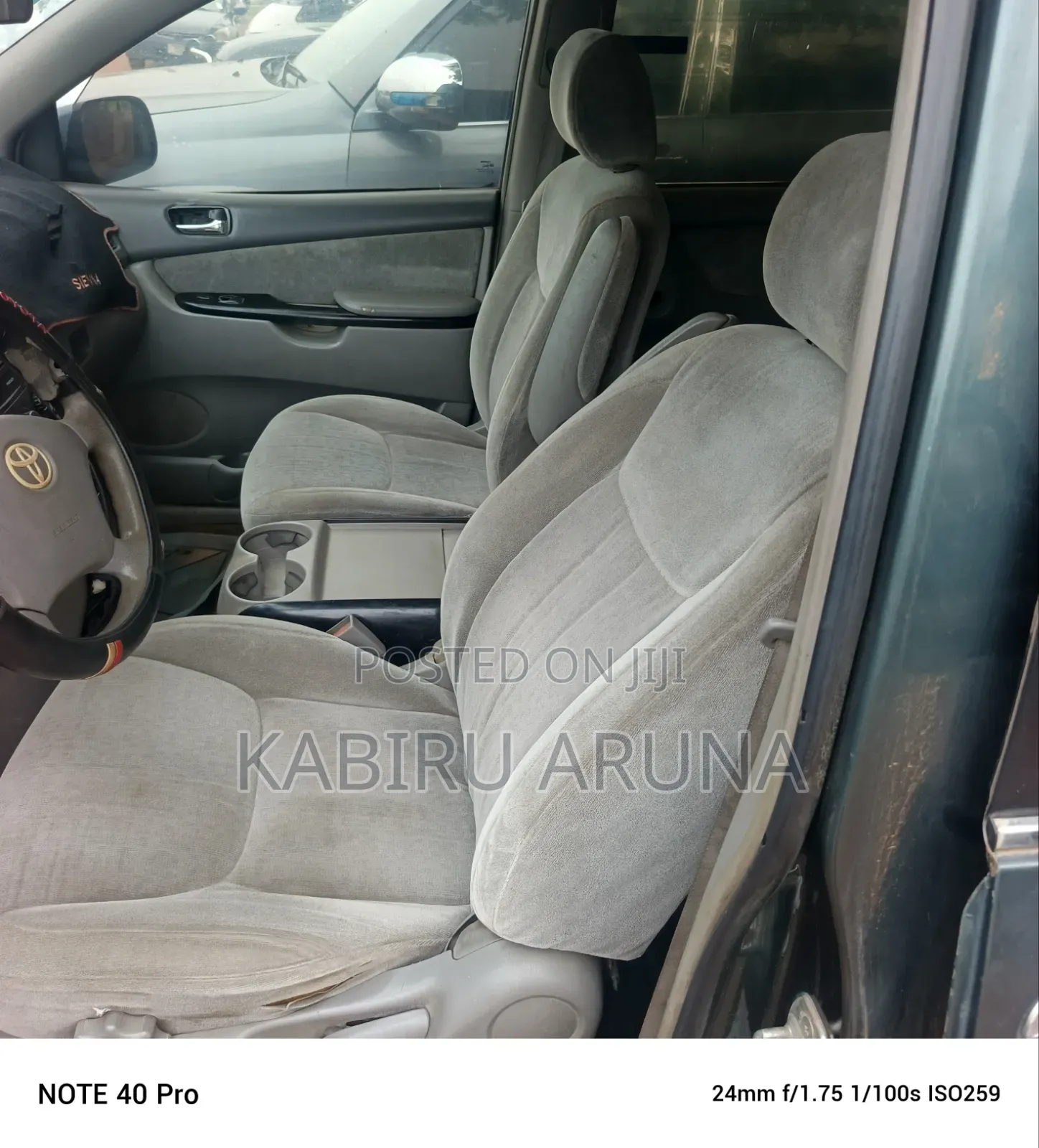 Toyota Sienna 2005 Gray