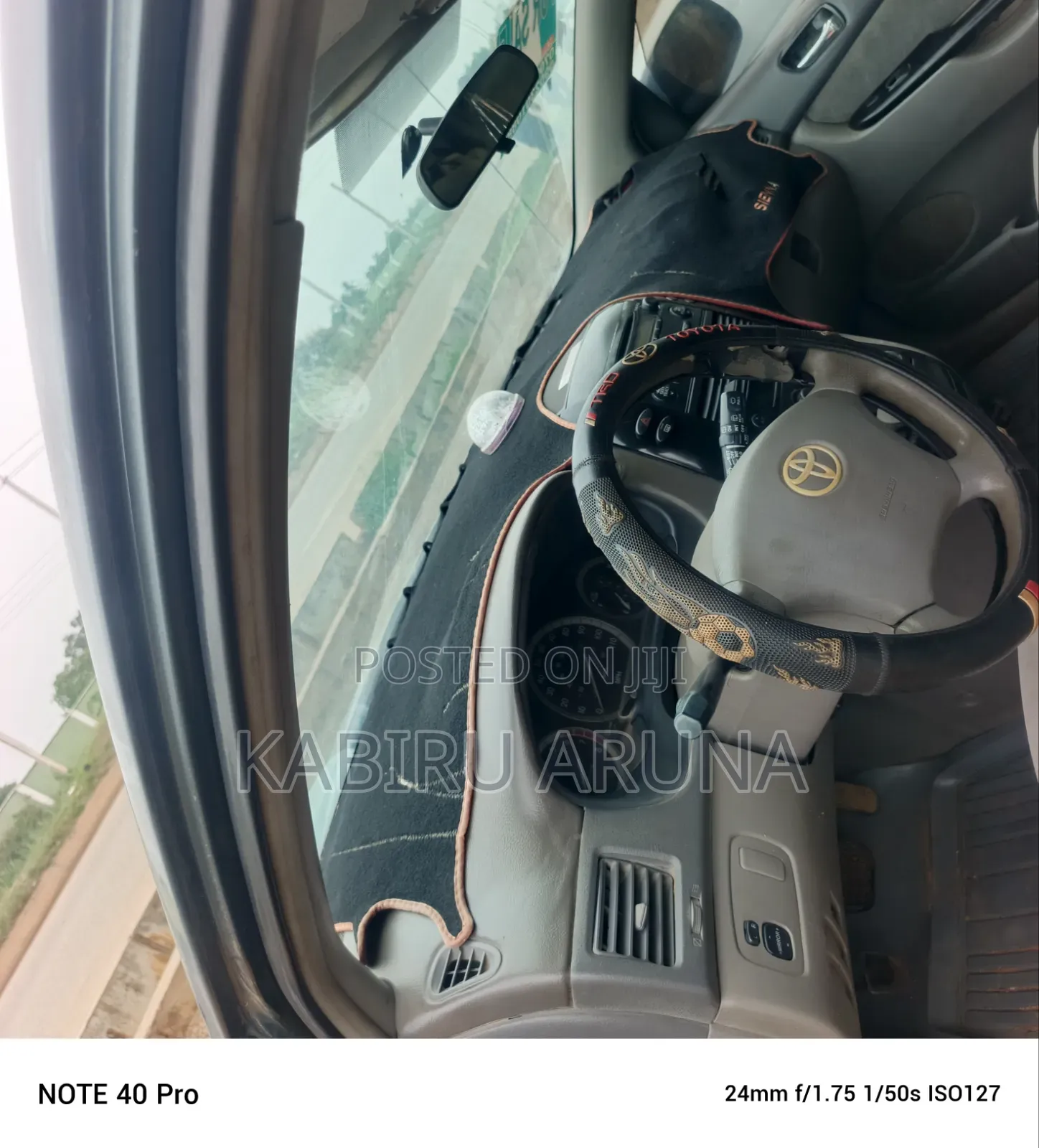 Toyota Sienna 2005 Gray