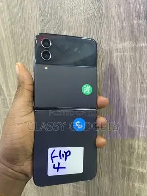 Samsung Galaxy Z Flip4 256 GB Black