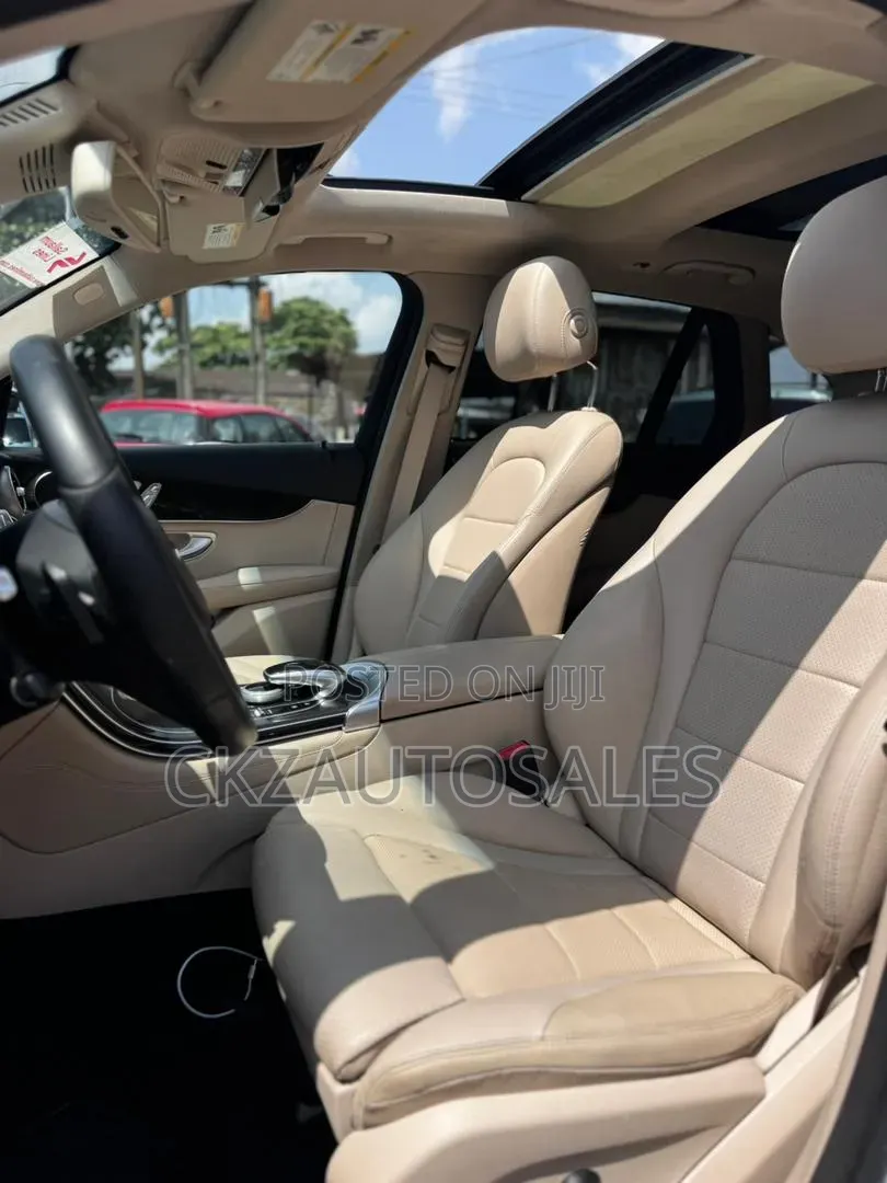 Mercedes-Benz GLC-Class 2016 Blue