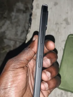 Apple iPhone X 64 GB Black