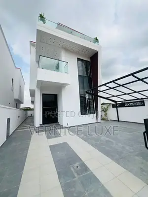 5bdrm Duplex in Sangotedo for sale