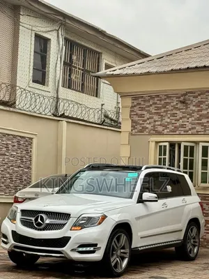 Mercedes-Benz GLK-Class 350 4MATIC 2013 White