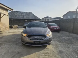 Ford Taurus SEL 2013 Gray