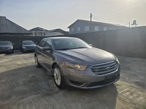 Ford Taurus SEL  2013 Gray