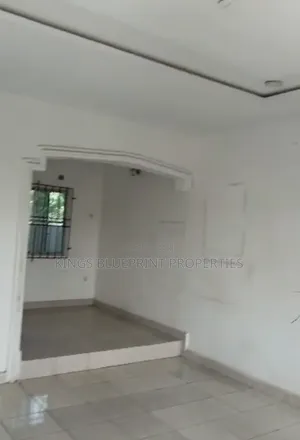 2bdrm Bungalow in Ugolo, Warri for rent