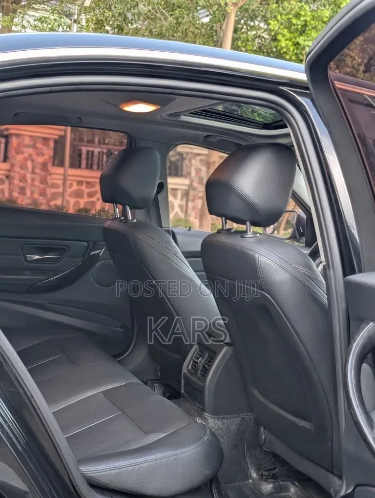 BMW 328i 2015 Black