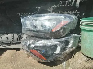 Gle53 2022 Set of Headlight