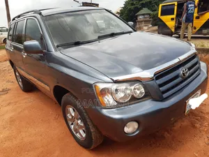 Toyota Highlander 2005 White