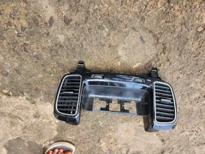 Gle350 2017 Center Ac Vent