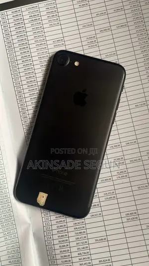 Apple iPhone 7 32 GB Black