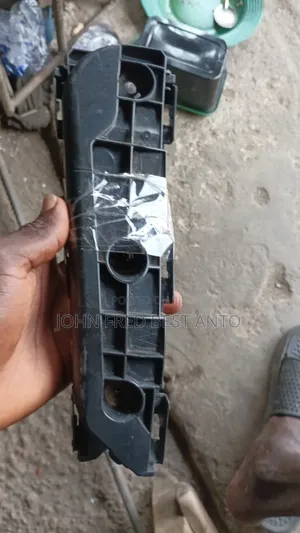 Bumper Clip for Pontiac Vibe 2009 Model