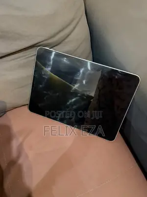 Apple iPad Air 128 GB Silver
