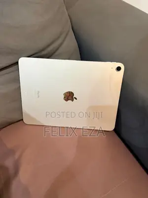 Apple iPad Air 128 GB Silver
